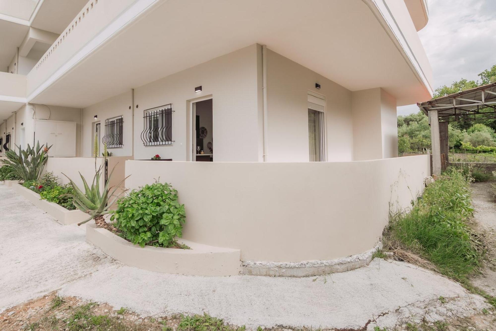Summer Blue Apartments Chania Ханя Екстериор снимка