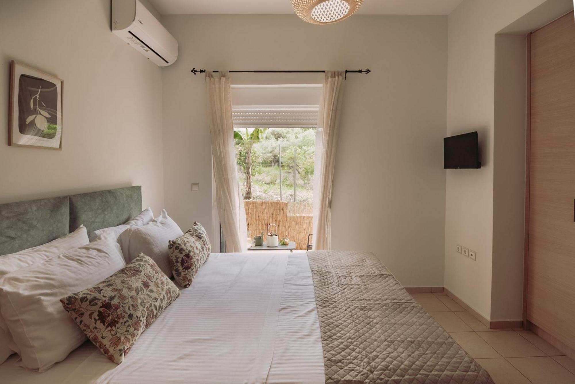 Summer Blue Apartments Chania Ханя Екстериор снимка